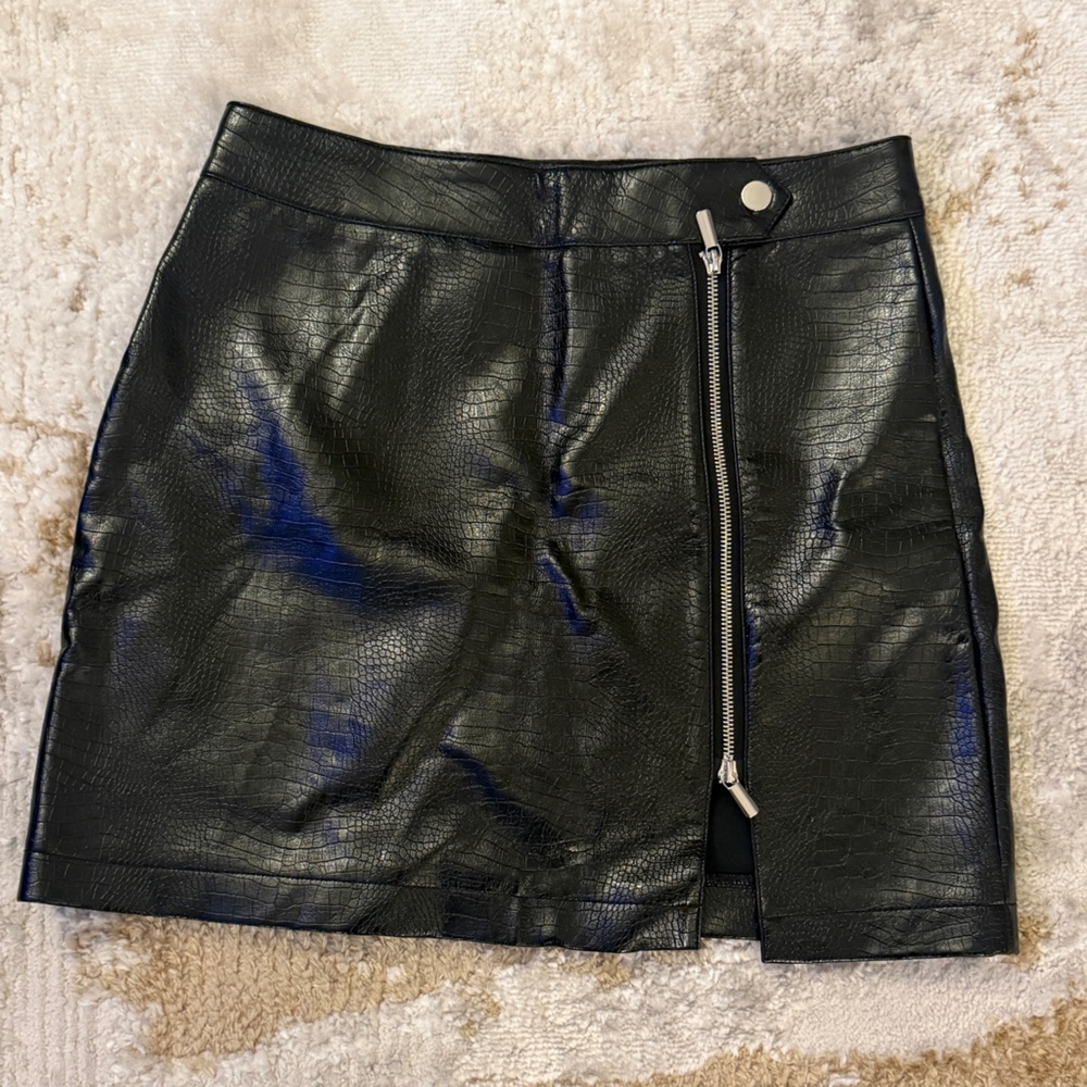 TOPSHOP Mini Faux Leather Skirt